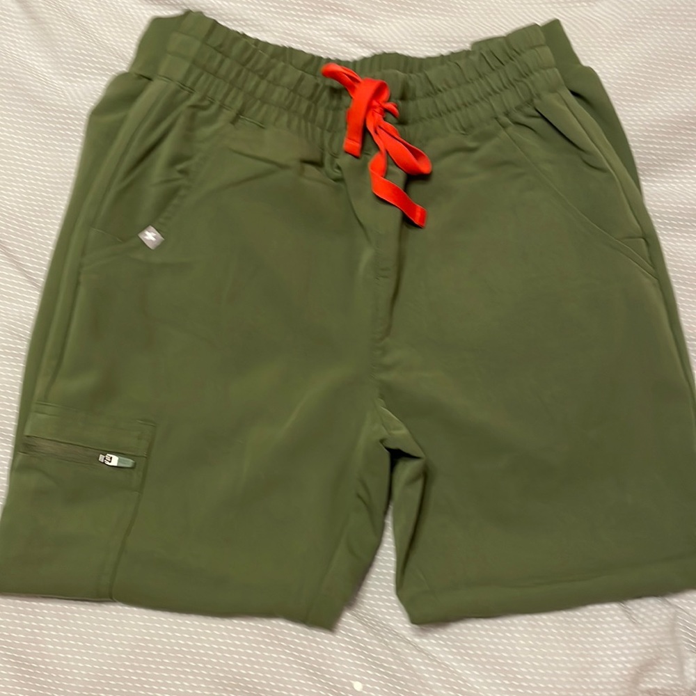 Figs army green Zamora high waisted joggers. Size x-small petite.